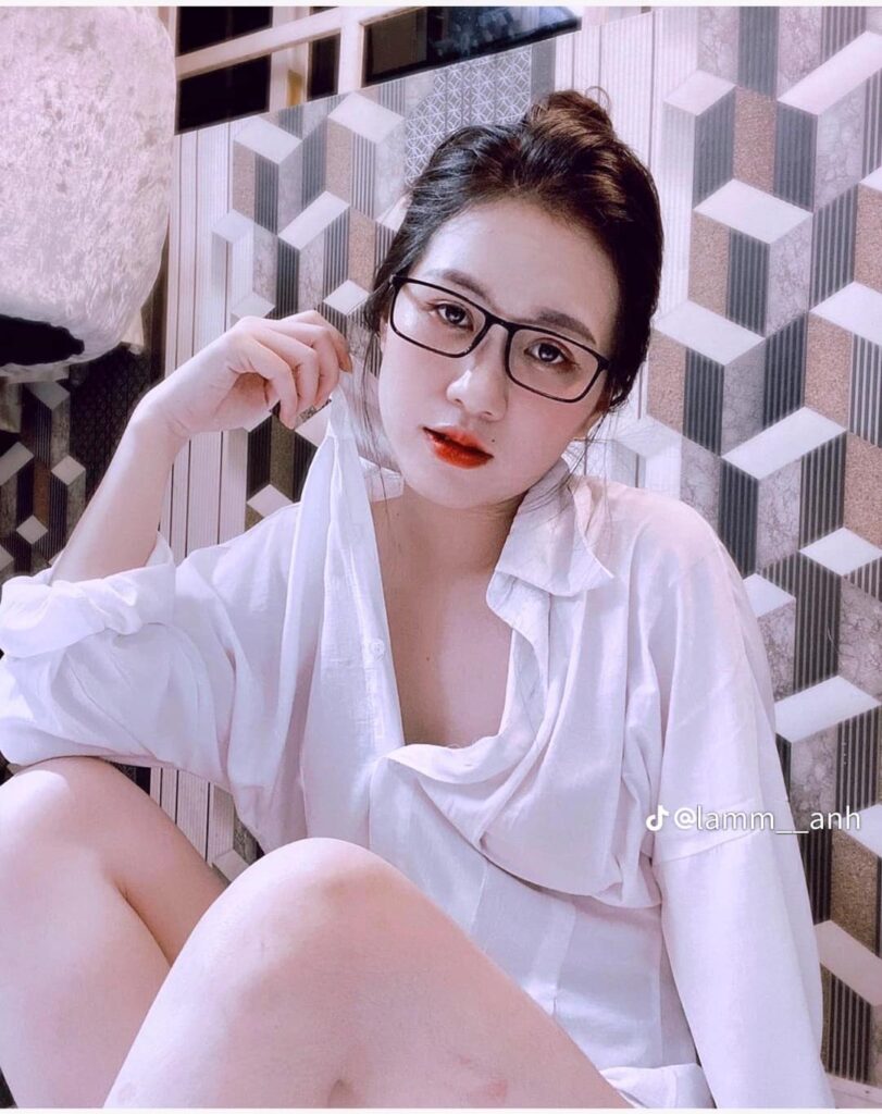 Hình Ảnh Gái Xinh Dễ Thương Thế Hệ Z Năng Động Và Những Ảnh Hưởng Không Ngừng Trên Mạng Xã Hội